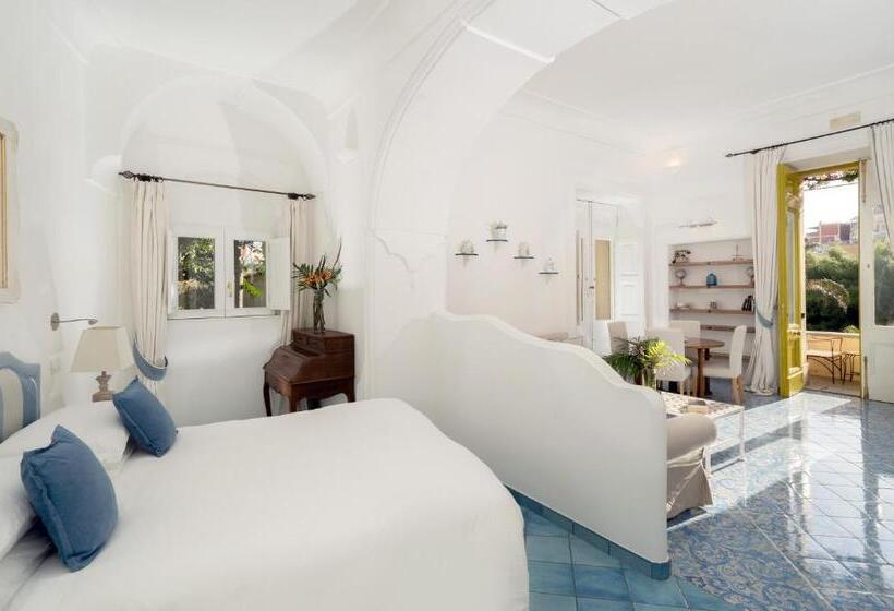 جناح إدارى, Palazzo Murat