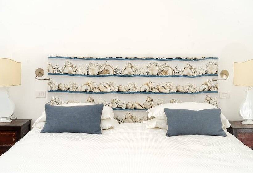 جناح إدارى, Palazzo Murat