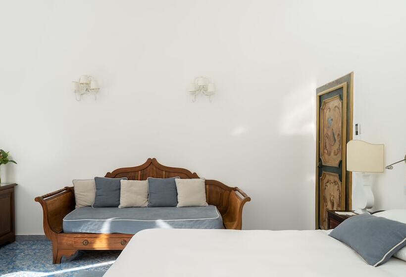 جناح إدارى, Palazzo Murat