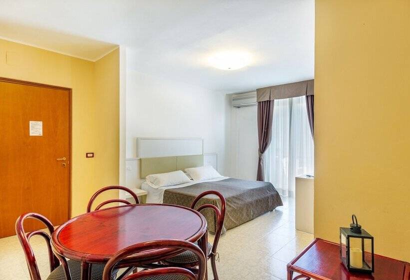 标准工作室, Rina