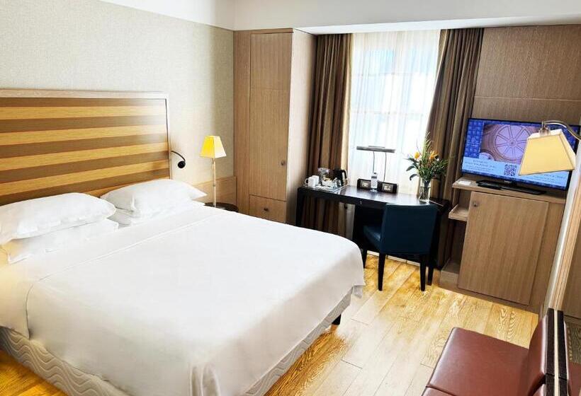 Camera Superiore Letto King, Sheraton Rome Parco De Medici