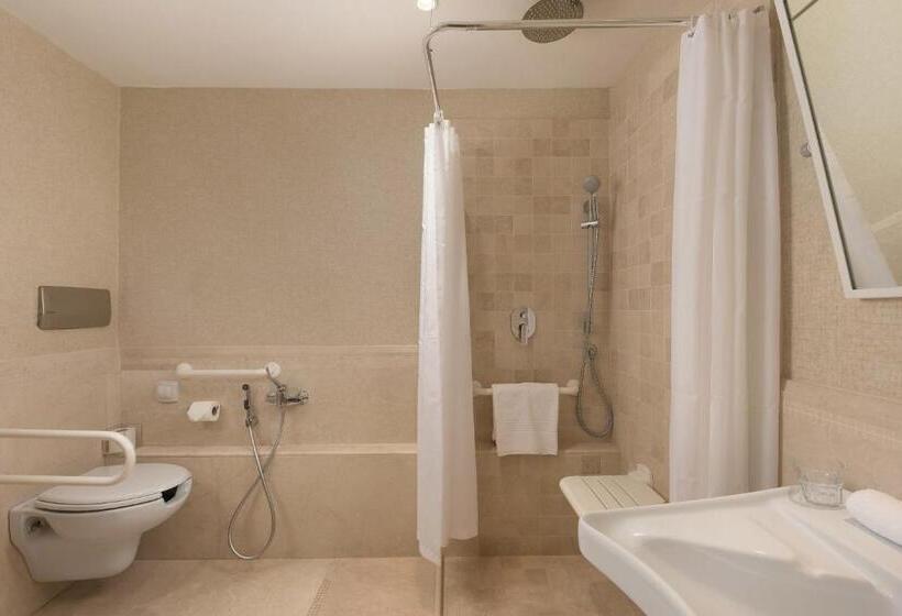 Camera Deluxe Letto King, Sheraton Rome Parco De Medici