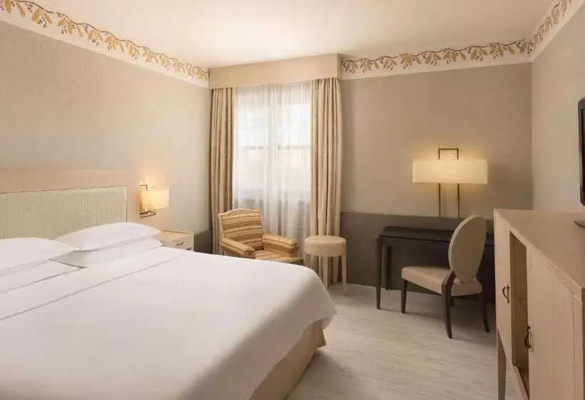 Camera Deluxe Letto King, Sheraton Rome Parco De Medici