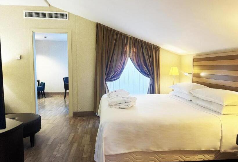 Suite Junior, Sheraton Rome Parco De Medici