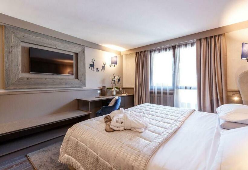 디럭스 룸, Spinale