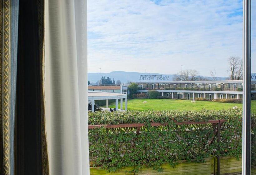 스탠다드 룸, Viest