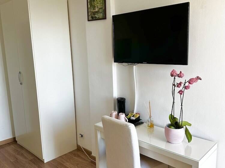 スーペリアの４人部屋, Villa Greta Hotel Rooms & Suites