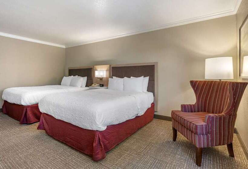 غرفة قياسية مطلة على المدينة, Hampton Inn Oakland Downtown City Center