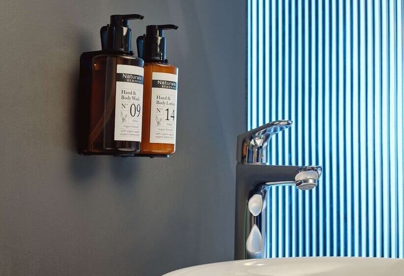 غرفة ديلوكس, Mövenpick Zagreb