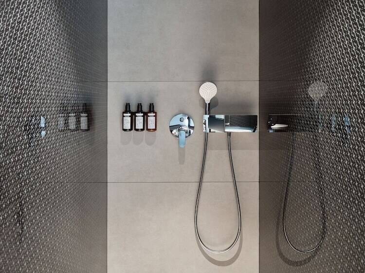 غرفة ديلوكس, Mövenpick Zagreb