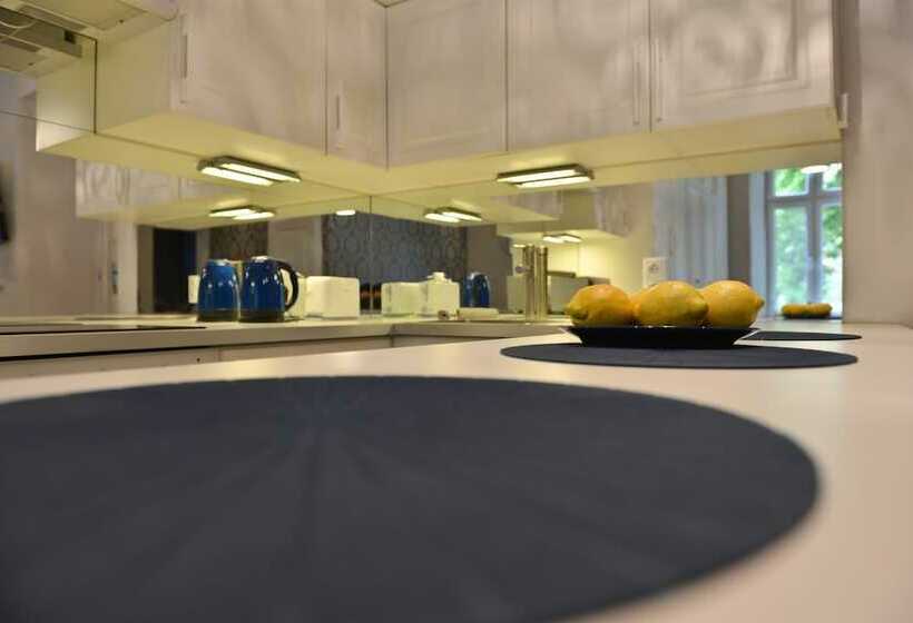 Апартаменты 2 Спальни, La Gioia Magic Orient Apartments
