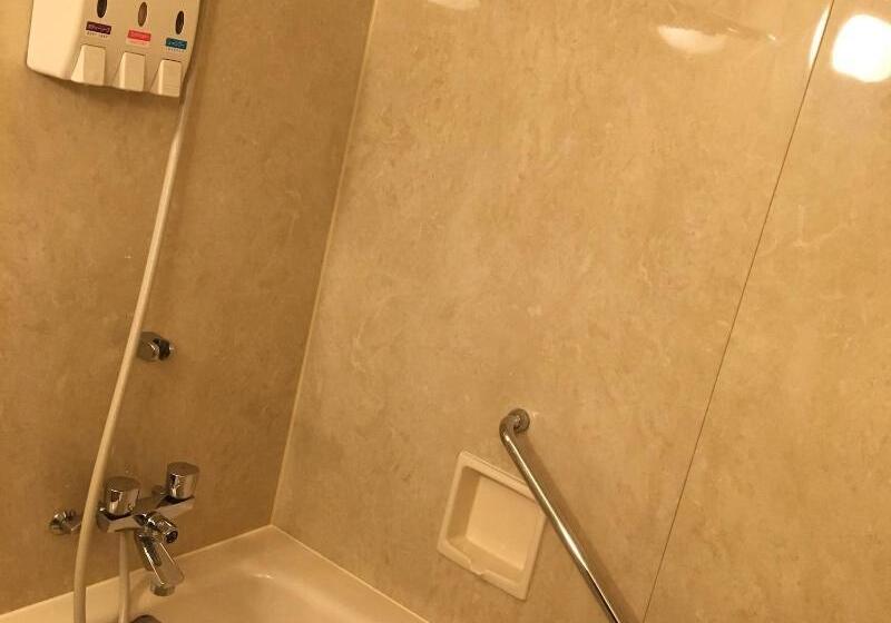 标准单人间, Crown Palais Kokura