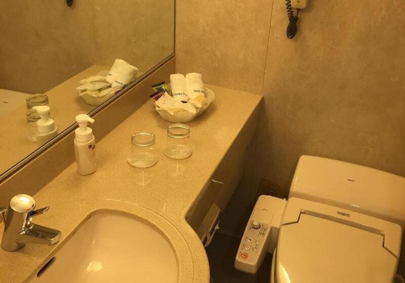 标准单人间, Crown Palais Kokura
