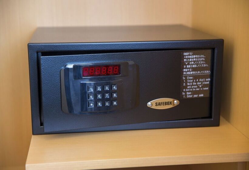 标准间, Monterey Kobe