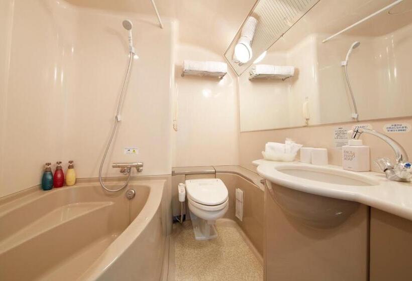 标准间, Shin Yokohama Prince