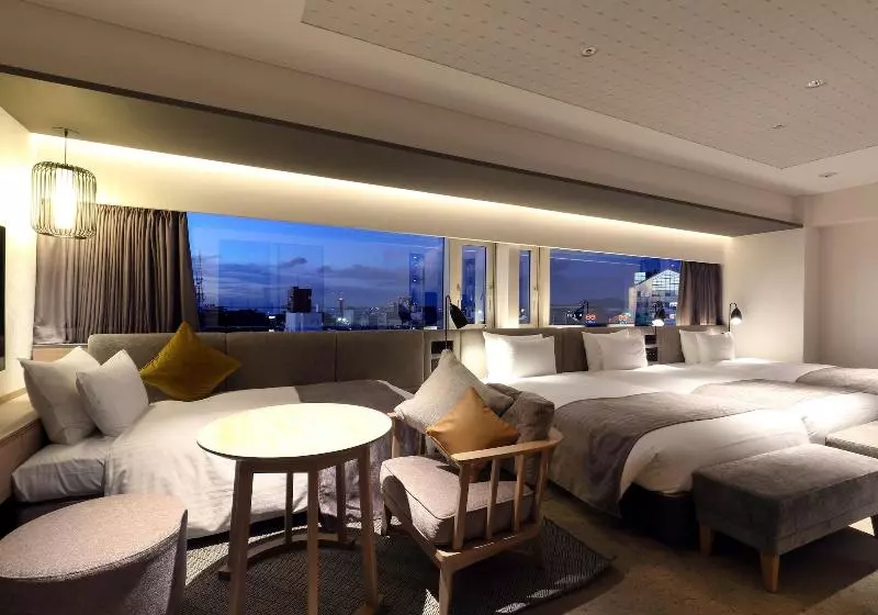 デラックスの４人部屋, Solaria Nishitetsu Hotel Fukuoka