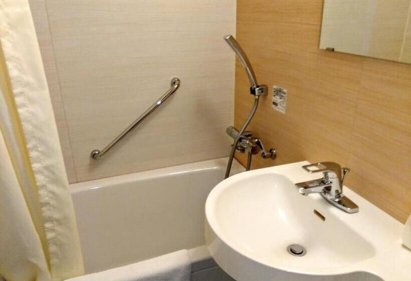 标准单人间, Sunlife