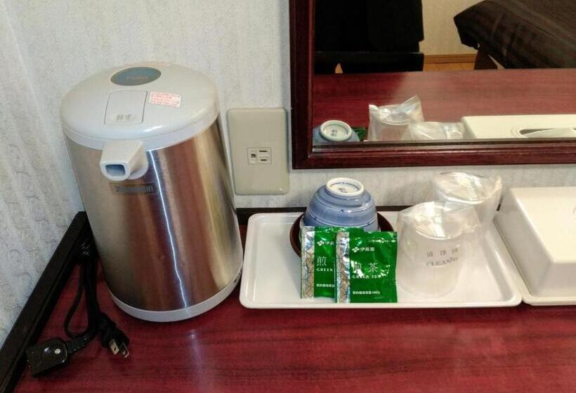 标准三人间, Sunlife