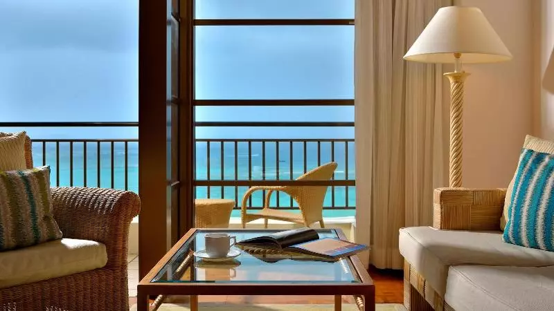 オーシャンビュースーペリアールーム, The Busena Terrace