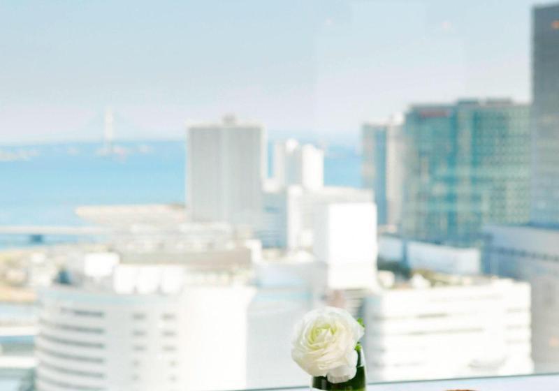 클럽 룸 킹침대, Yokohama Bay Sheraton And Towers