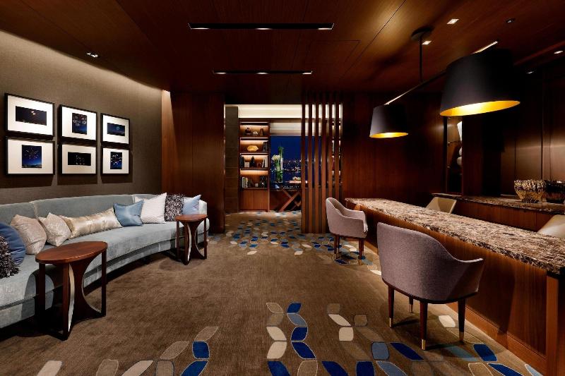 클럽 룸 킹침대, Yokohama Bay Sheraton And Towers