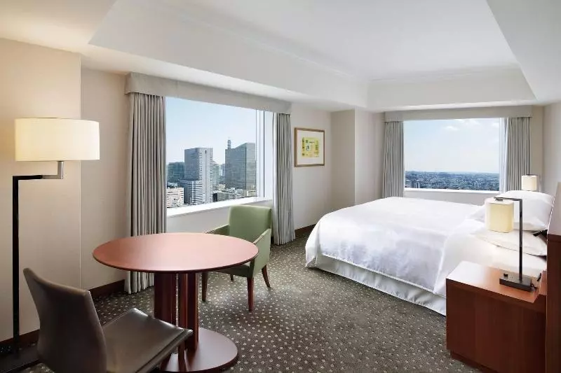 キングサイズベッドのスタンダードルーム, Yokohama Bay Sheraton  And Towers
