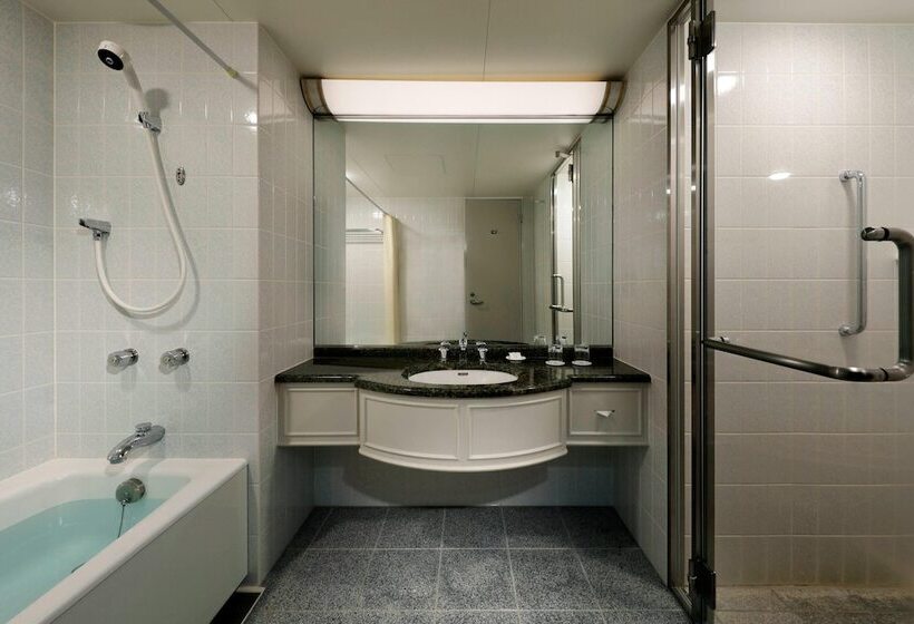 디럭스 룸 도시 전망, Yokohama Bay Sheraton And Towers