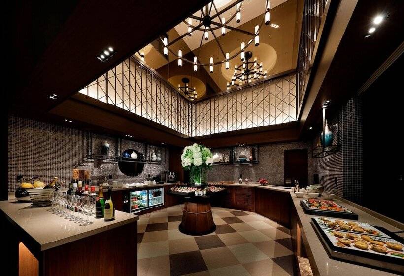 클럽 룸, Yokohama Bay Sheraton And Towers