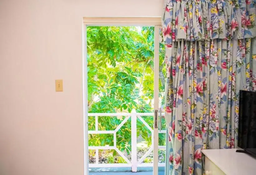 اتاق استاندارد با بالکن, Shields Negril Villas Ltd