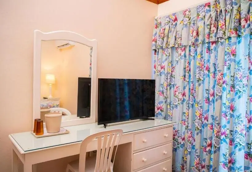 اتاق استاندارد با بالکن, Shields Negril Villas Ltd