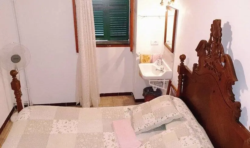 اتاق استاندارد با سرویس بهداشتی مشترک, Casa Margarita