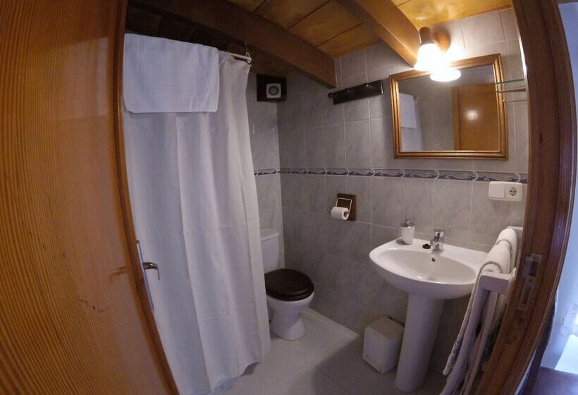 تختخواب در اتاق مشترک, Casa Margarita