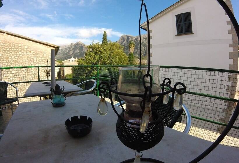 تختخواب در اتاق مشترک, Casa Margarita