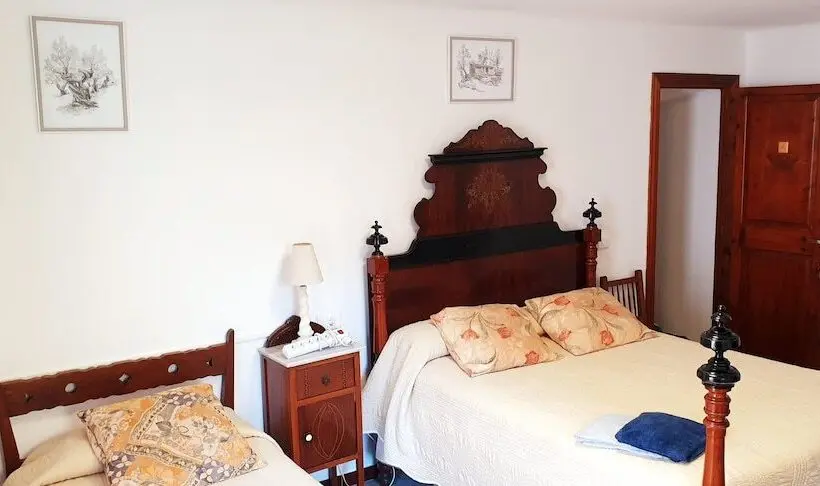اتاق استاندارد سه تخته با سرویس بهداشتی مشترک, Casa Margarita