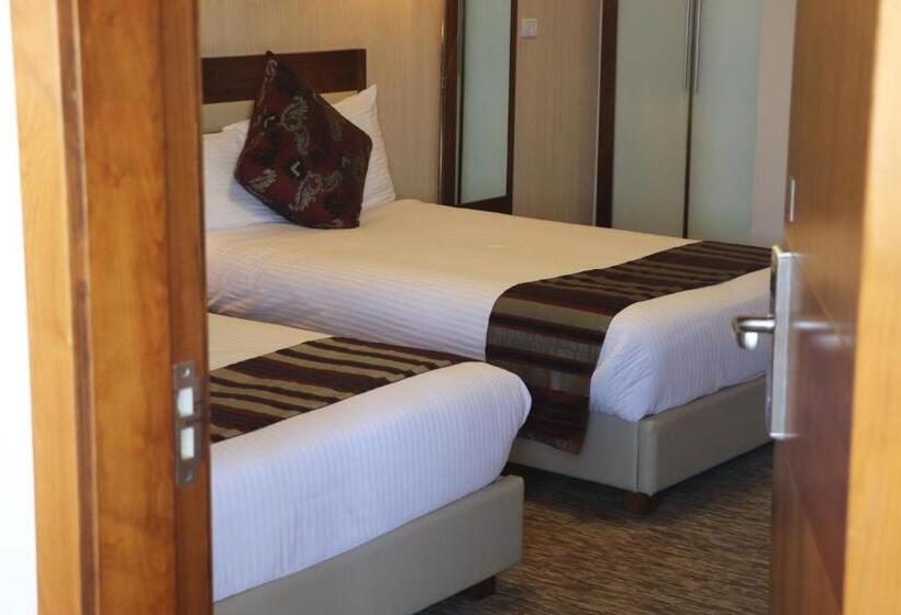 اتاق استاندارد با چشمانداز باغ, Mamba Point