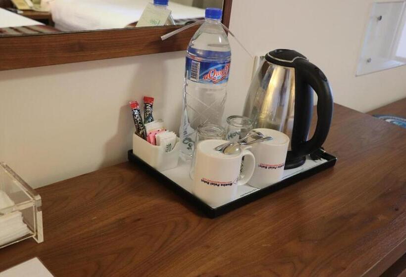 اتاق استاندارد با چشمانداز باغ, Mamba Point