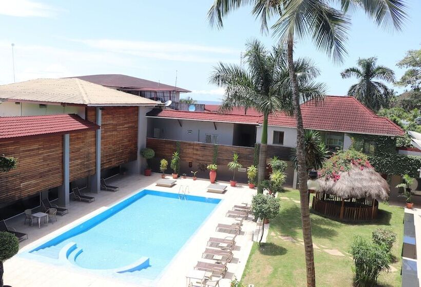 اتاق استاندارد با چشمانداز باغ, Mamba Point