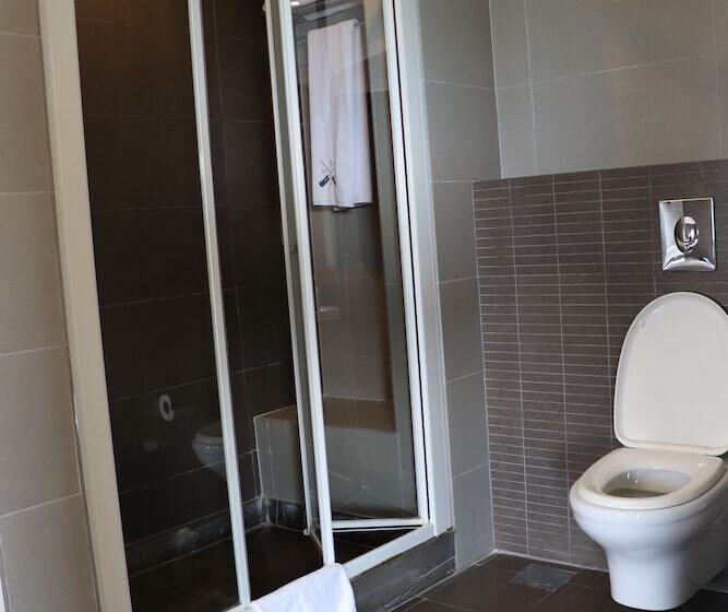 سوییت اجرایی, Mamba Point