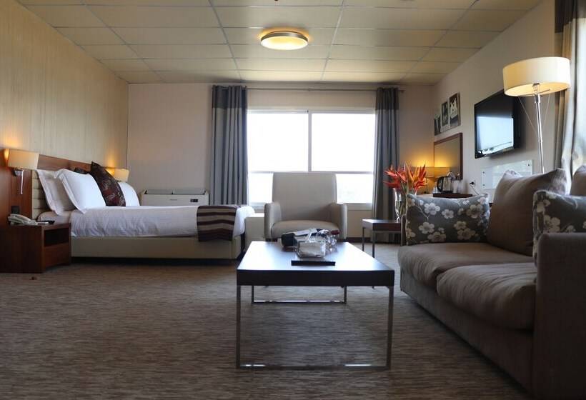 سوییت اجرایی, Mamba Point