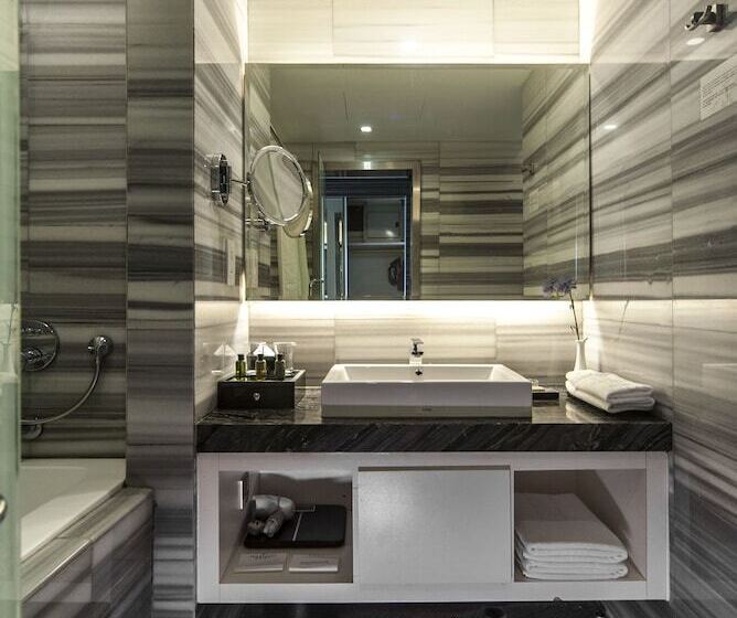 غرفة ديلوكس, Promenade Hotel Kota Kinabalu