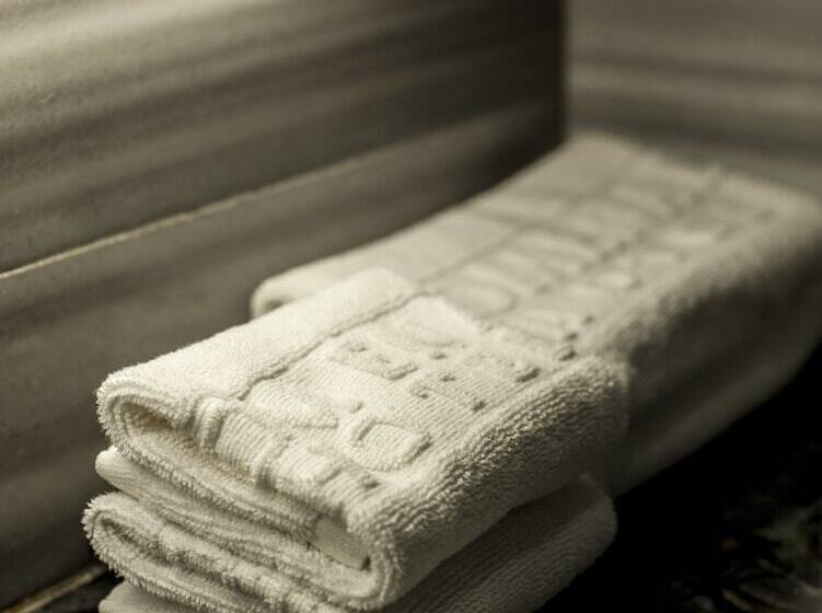 جناح سوبيريور, Promenade Hotel Kota Kinabalu