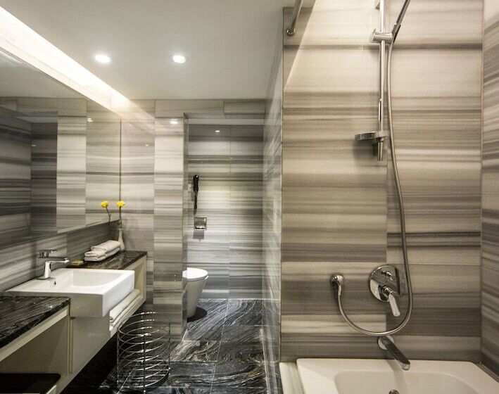 جناح إدارى, Promenade Hotel Kota Kinabalu