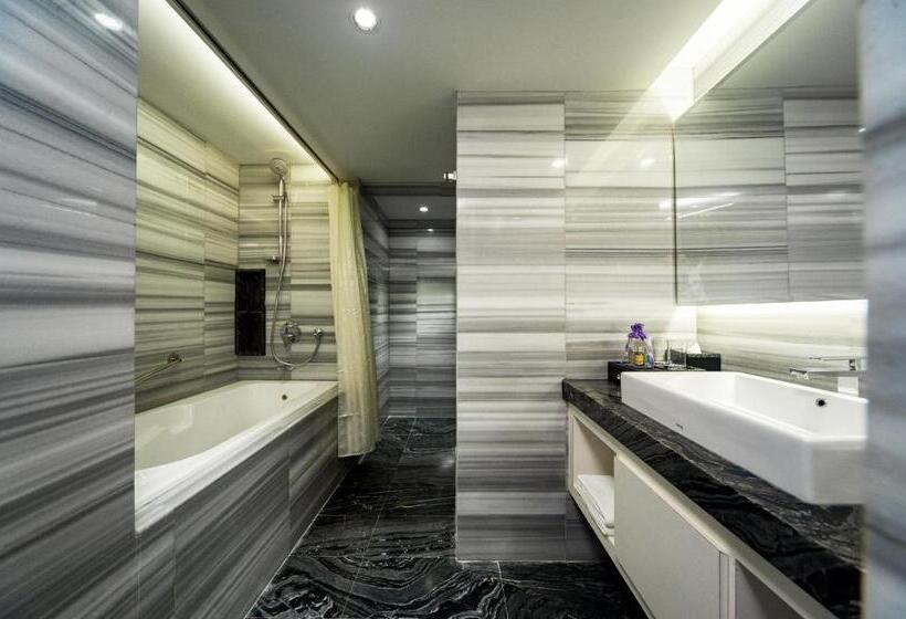 جناح إدارى, Promenade Hotel Kota Kinabalu