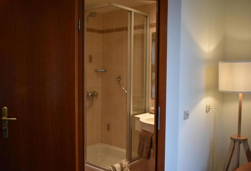 اتاق راحتی, Atlanta