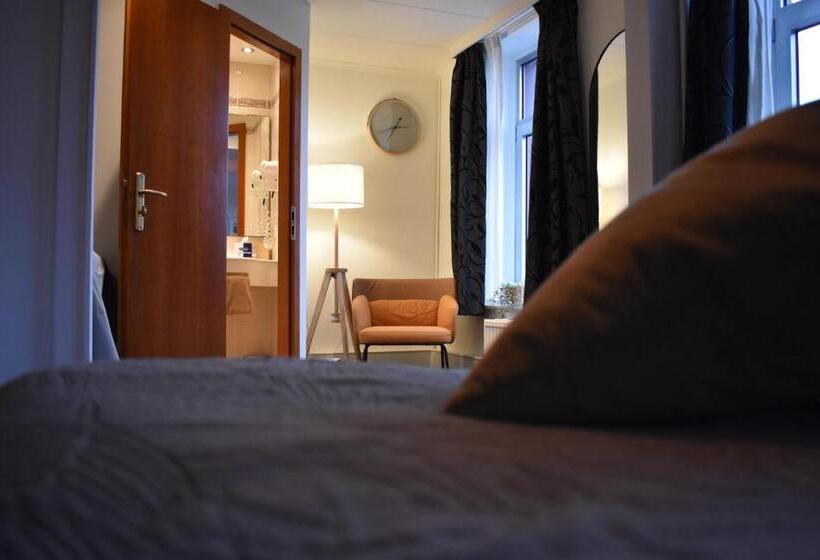 اتاق راحتی, Atlanta