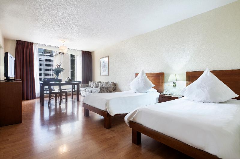 スタンダード４人部屋, Exe Suites San Marino