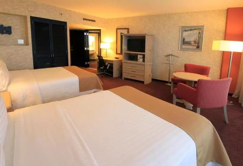 اتاق استاندارد با بالکن, Holiday Inn Monterrey Parque Fundidora, An Ihg