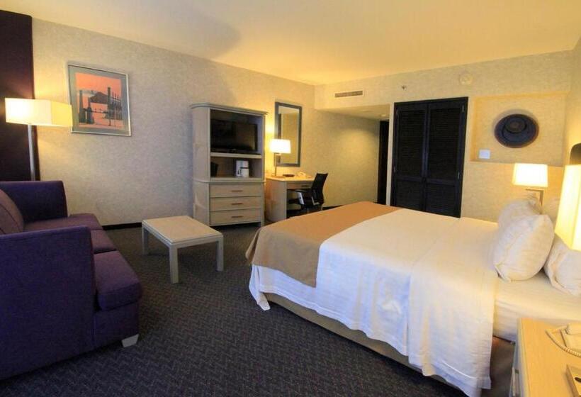 Номер Клуб Кровать Кинг, Holiday Inn Monterrey Parque Fundidora, An Ihg