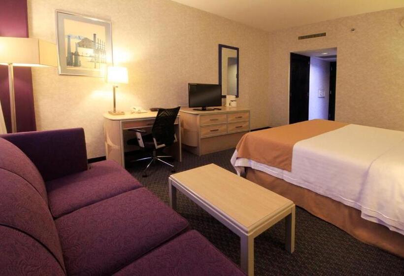 クラブルーム, Holiday Inn Monterrey Parque Fundidora, An Ihg