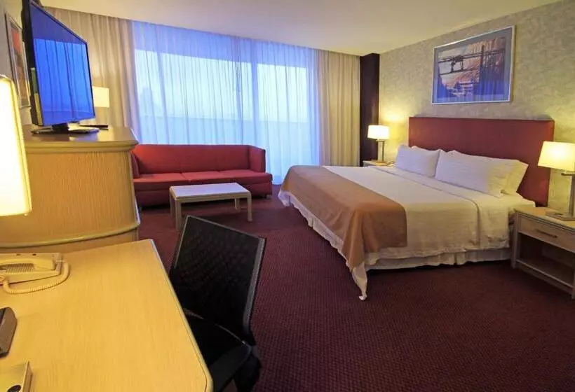 اتاق استاندارد با تخت بزرگ, Holiday Inn Monterrey Parque Fundidora, An Ihg